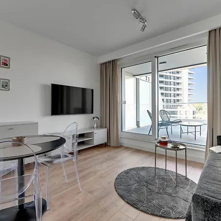 Swietego Piotra By Downtown *